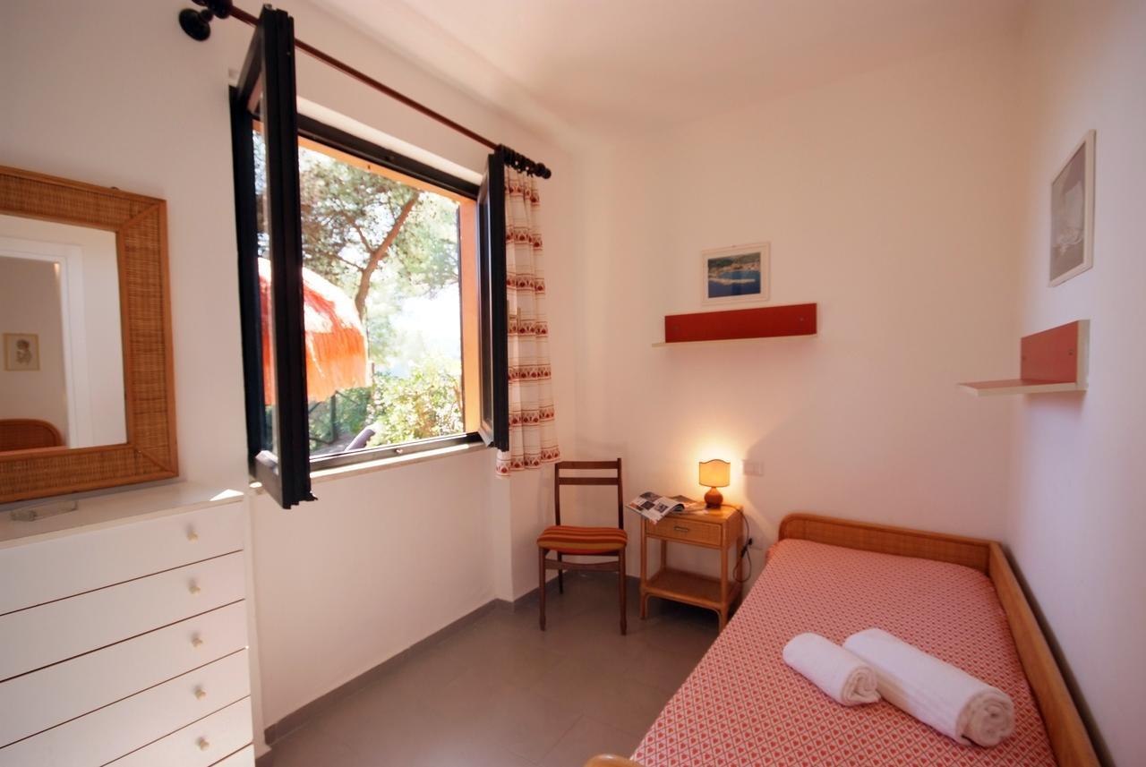 Residence Sud Est Porto Azzurro Eksteriør billede