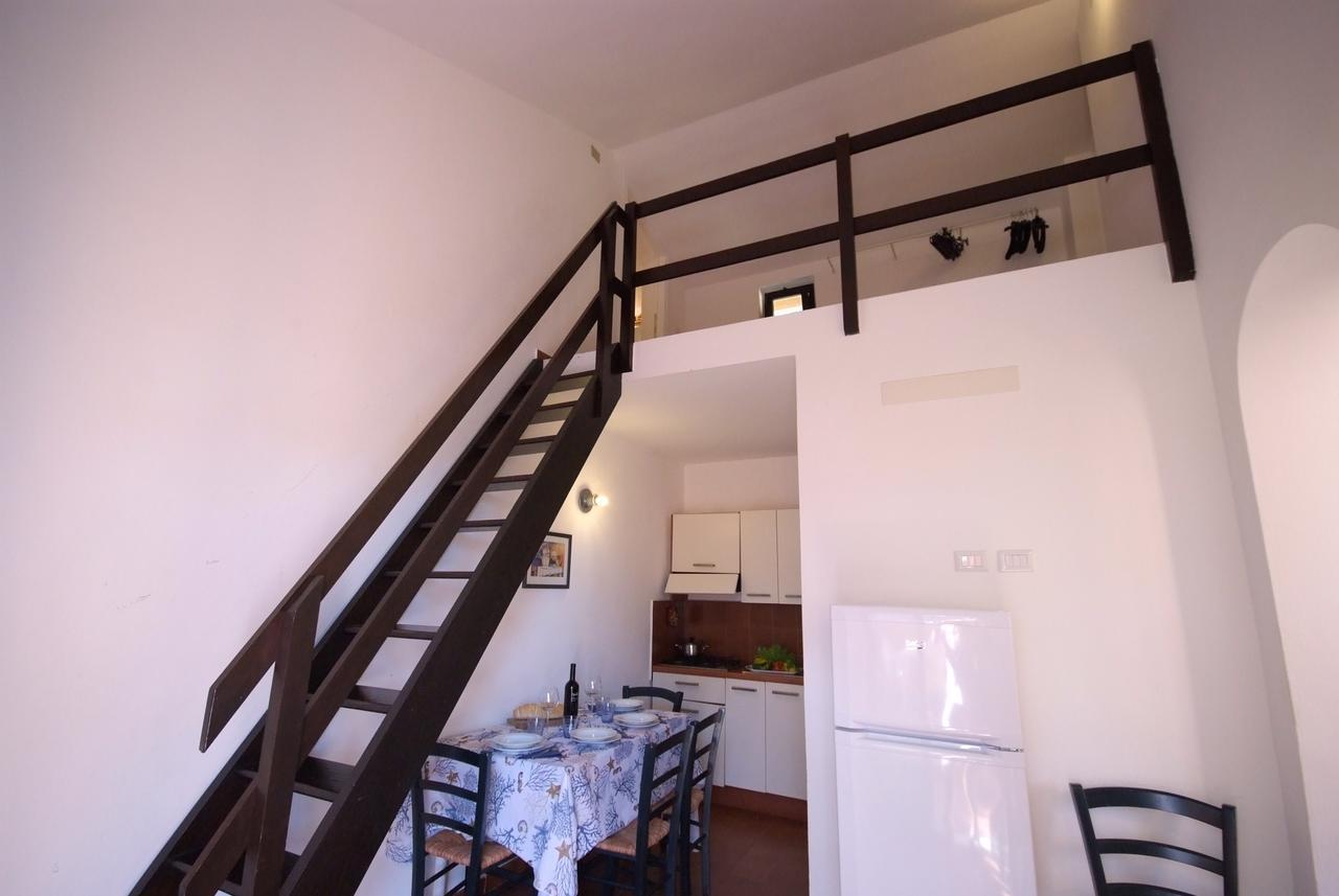 Residence Sud Est Porto Azzurro Eksteriør billede